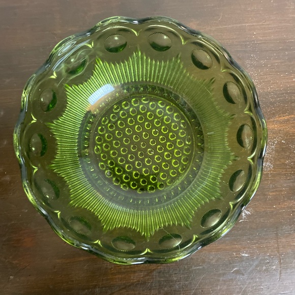 Bartlett Collins green avocado scalloped edge pressed glass bowl st Genevieve @ - Picture 4 of 6